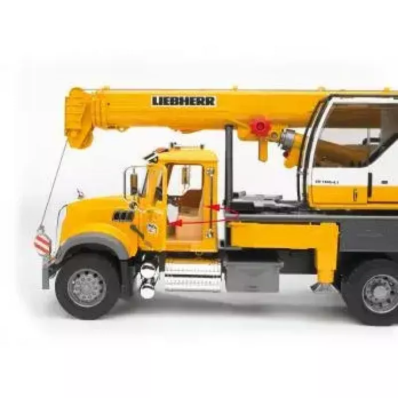 Sunkvežimis su kranu BRUDER MACK Granite Liebherr