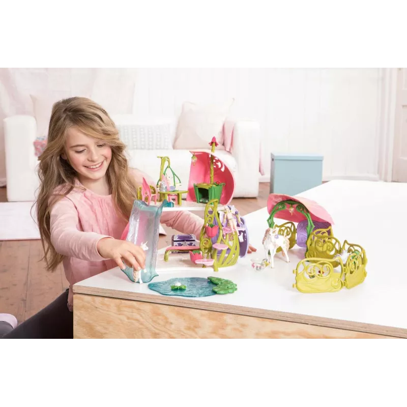 Schleich BAYALA Blizgantysis gėlių namelis su vienaragiais, ežeru ir arklide
