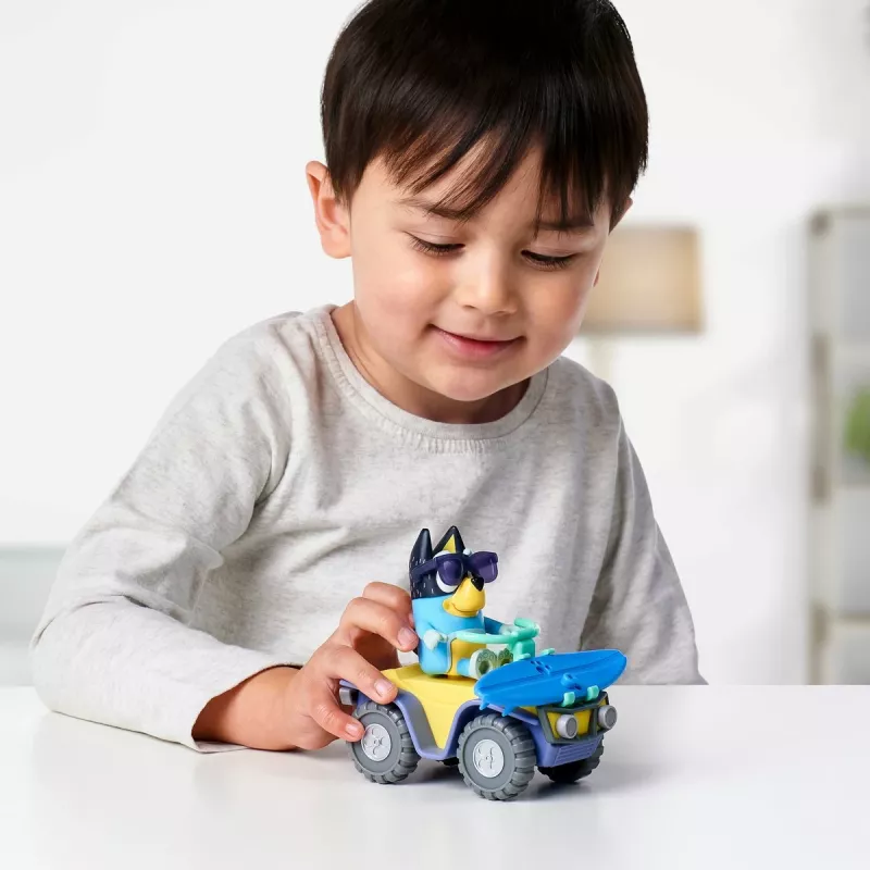 Moose Toys Bluey S9 Figūrėlės ir transporto priemonės rinkinys Paplūdimio keturratis su Banditu