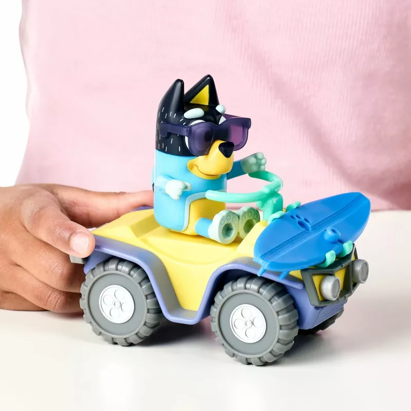 Moose Toys Bluey S9 Figūrėlės ir transporto priemonės rinkinys Paplūdimio keturratis su Banditu