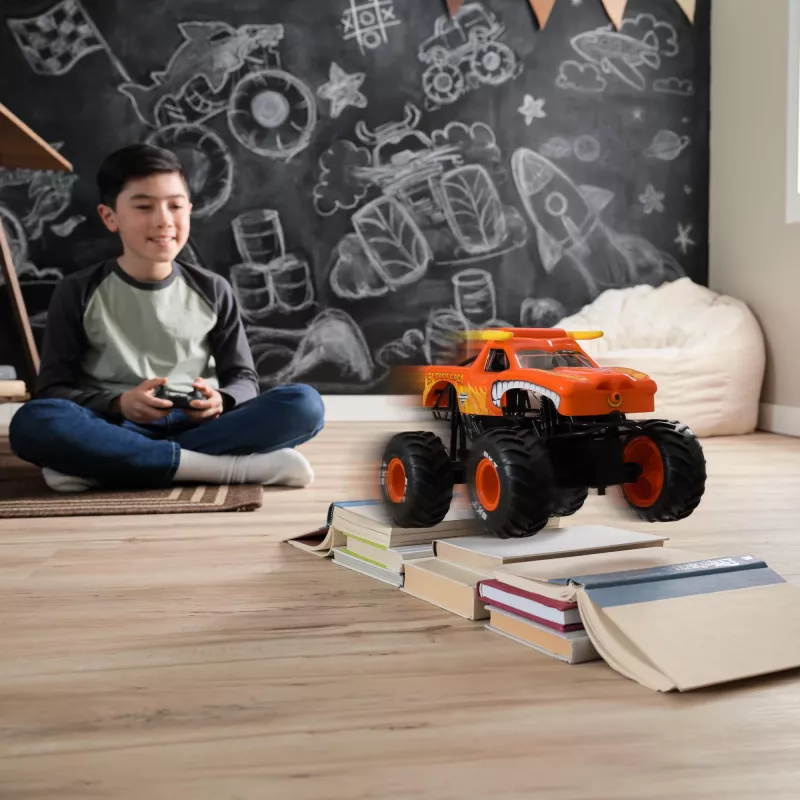 Monster Jam El Toro Loco RC Monster Truck su dūmų efektais, 1:15, žaislas nuo 3 metų
