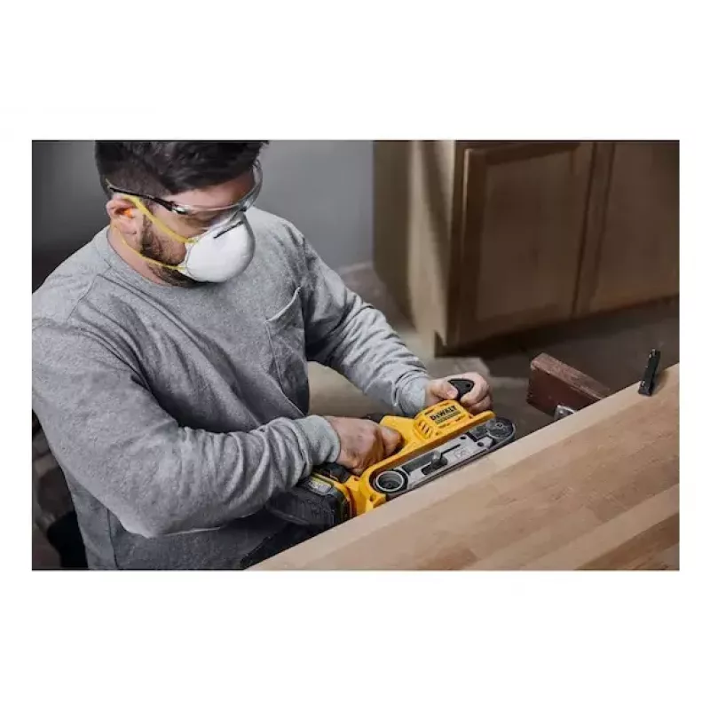 Juostinis šlifuotuvas DeWALT DCW220NT-XJ