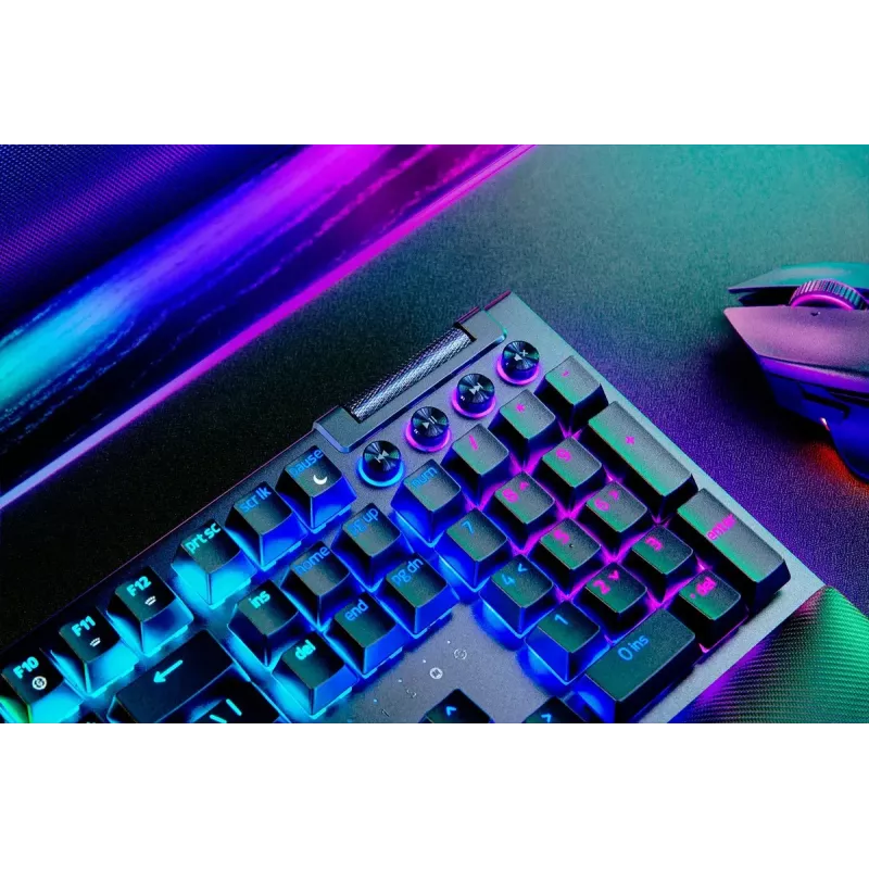 Razer BlackWidow V4 Pro klaviatūra žaidimams USB QWERTY US International juoda mechaninė RGB LED