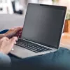 StarTech.com privatumo ekranas 13,5 col. Surface Laptop / Surface Book, apsauga nuo akinimo ir mėlynos šviesos, 51 % mėlynos šviesos mažinimas, matinis paviršius, +/- 30 laipsnių žiūrėjimo kampas