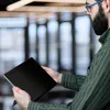 StarTech.com 4 krypčių privatumo ekrano apsauga, skirta 13 colių Surface Pro 8/9/X nešiojamam kompiuteriui, portreto / kraštovaizdžio režimai, liečiama, +/- 30° žiūrėjimo kampas, blokuoja iki 51 % mėlynos šviesos, anti-glare