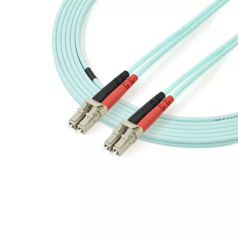 StarTech.com 2m (6,6 pėdų) LC/UPC į LC/UPC OM3 daugiamodis šviesolaidinis kabelis, pilnas dupleksas 50/125µm, 100G, maži nuostoliai, LSZH šuoliukas