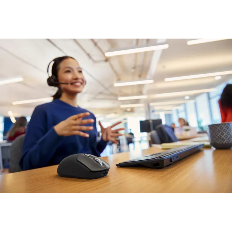 HP 700 belaidė įkraunama pelė, ambidekstrinė, RF belaidis + Bluetooth, 6000 DPI, juoda