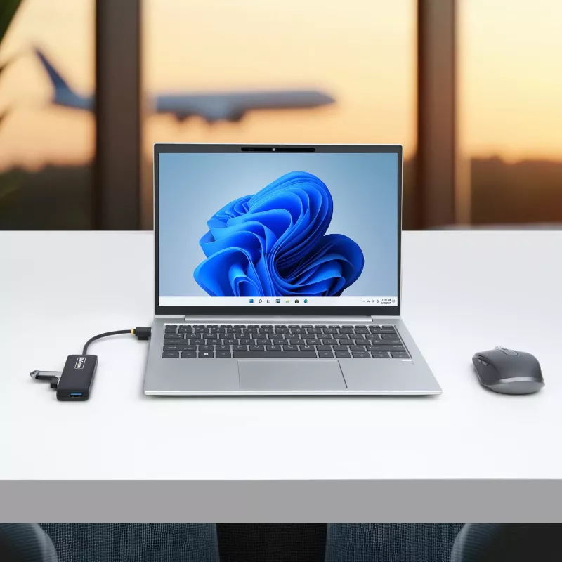 StarTech.com 4 prievadų USB-A šakotuvas, 5Gbps, maitinamas iš magistralės, mažas kelioninis mini USB šakotuvas, kelių prievadų USB 3.0 skirstytuvas, nešiojamas USB šakotuvas, apsauga nuo perkrovos (OCP)