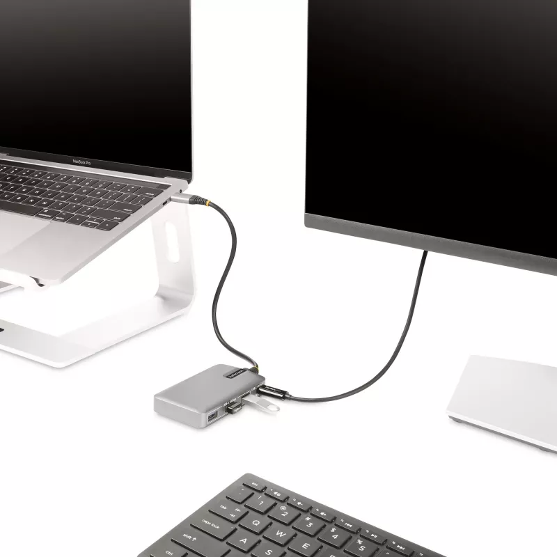 StarTech.com 4 prievadų USB-C šakotuvas su USB-C DP Alt Mode vaizdo išvestimi 4K 60Hz - 3x USB-A, 1x USB Type-C, 100W Power Delivery perdavimas, USB 3.2 10Gbps, 30cm kabelis, nešiojamas USB šakotuvas