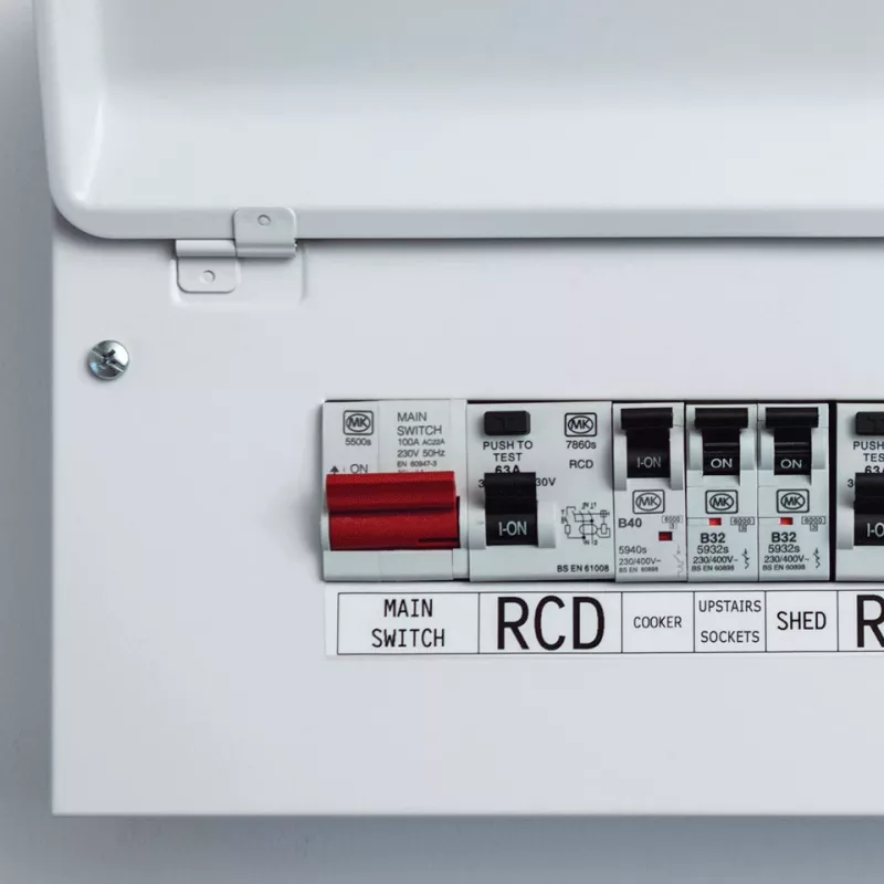 Brother PT-E560BTSP etikečių spausdintuvas Terminis perdavimas 180 x 180 DPI 30 mm/s Laidinis ir belaidis HSE/TZe Bluetooth QWERTY