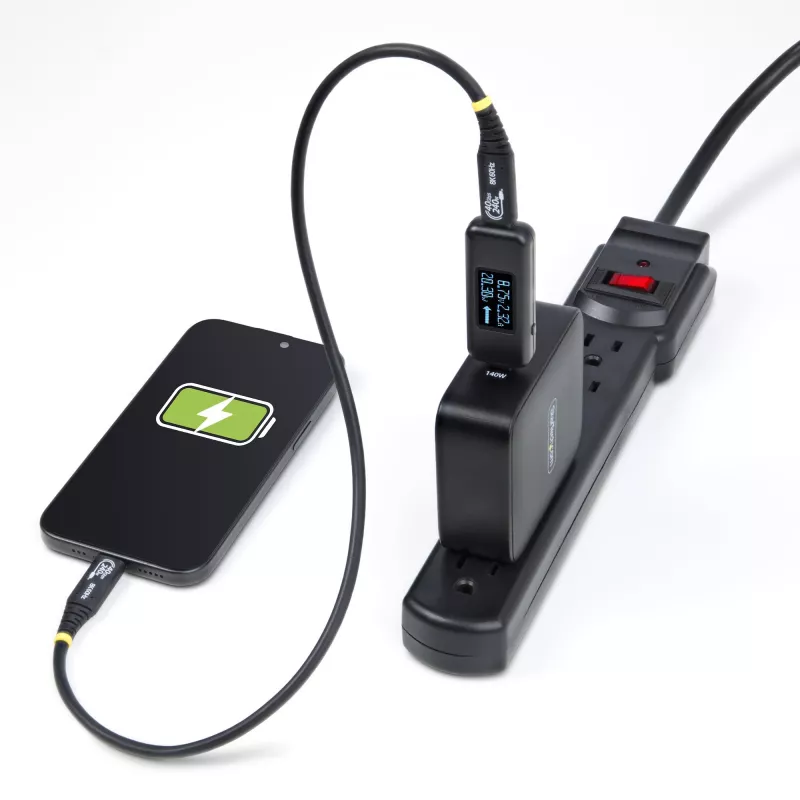 „StarTech.com“ USB-C galios testeris, skaitmeninis multimetras, dvipusis įtampos ir srovės matuoklis, iki 240 W PD EPR, nešiojamas USB-C kabelio ir prievado galios matuoklis
