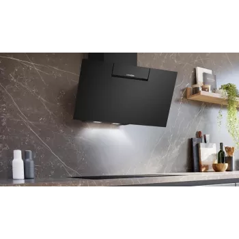Siemens iQ300 LC87KFN60 sieninis pasvirasis gartraukis 80 cm, Home Connect, 56 dB, A+ klasės, LED apšvietimas, juodos spalvos