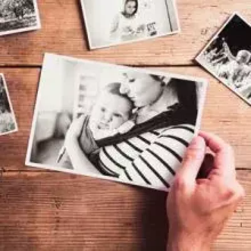 Epson Ultra Glossy nuotraukų popierius - A4 - 15 lapų
