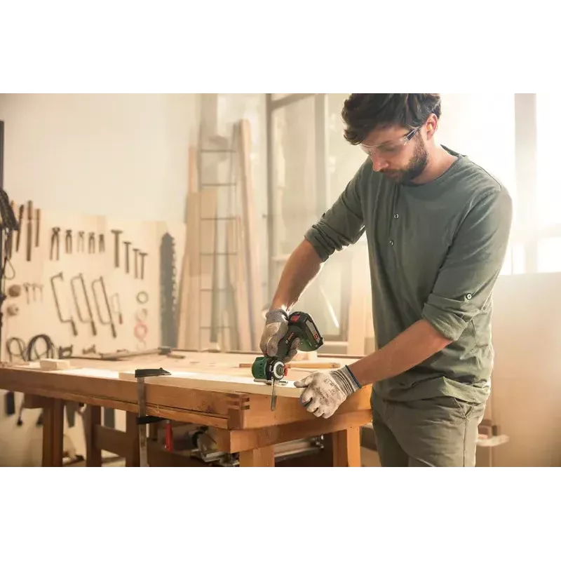 Bosch AdvancedCut 18 pjūklas 7000 RPM juoda, žalia, raudona, sidabrinė