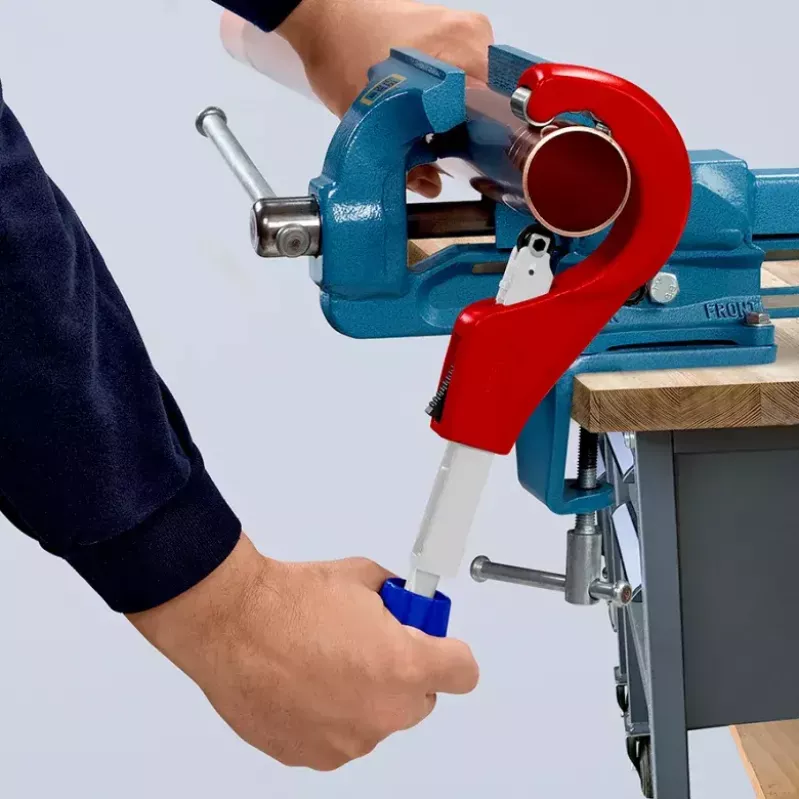 Vamzdžių pjaustytuvas Knipex 90 31 03 BK, tinka žalvariui, variui, plienui