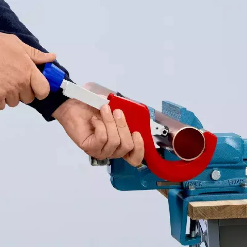 Vamzdžių pjaustytuvas Knipex 90 31 03 BK, tinka žalvariui, variui, plienui