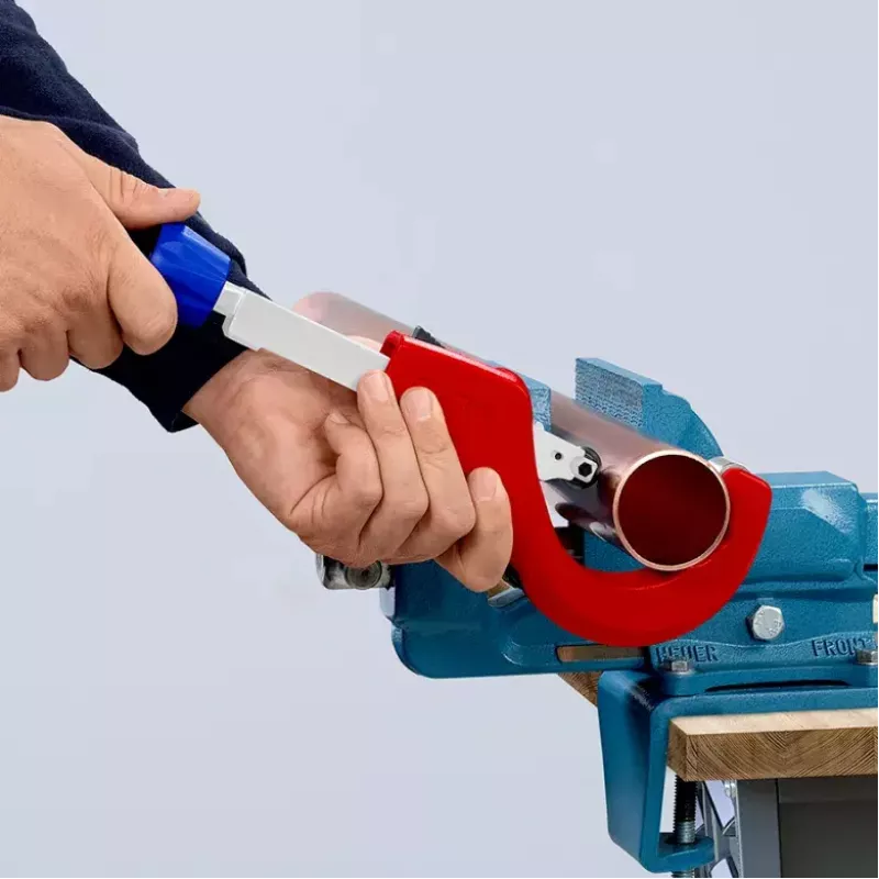 Vamzdžių pjaustytuvas Knipex 90 31 03 BK, tinka žalvariui, variui, plienui