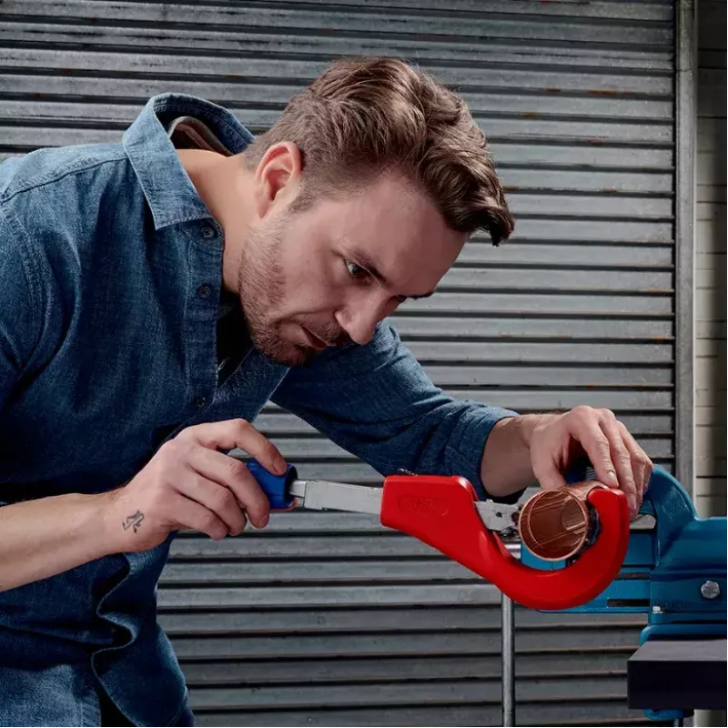 Vamzdžių pjaustytuvas Knipex 90 31 03 BK, tinka žalvariui, variui, plienui