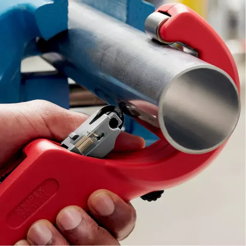 Vamzdžių pjaustytuvas Knipex 90 31 03 BK, tinka žalvariui, variui, plienui