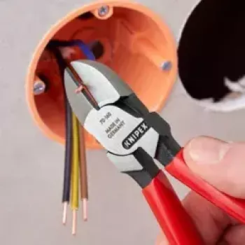 Kampiniai (įstrižiniai) replės Knipex 70 06 160 T