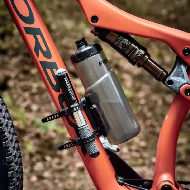 Fidlock Twist Bike Uni Base 09620 gertuvės laikiklio pagrindas, juodos spalvos
