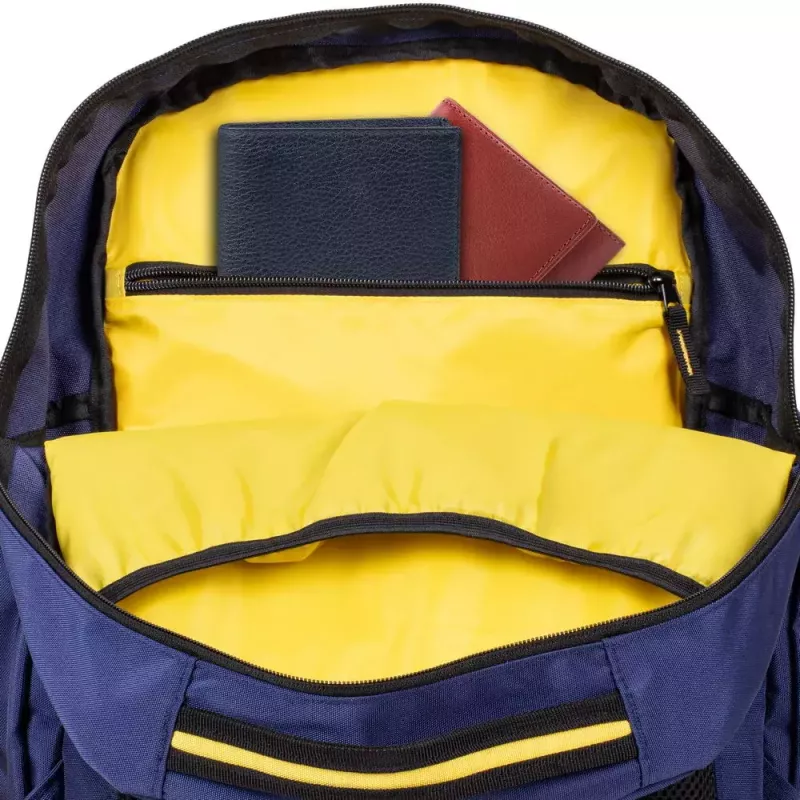 Kuprinė Rivacase Erebus 39,6 cm (15,6 colio)
