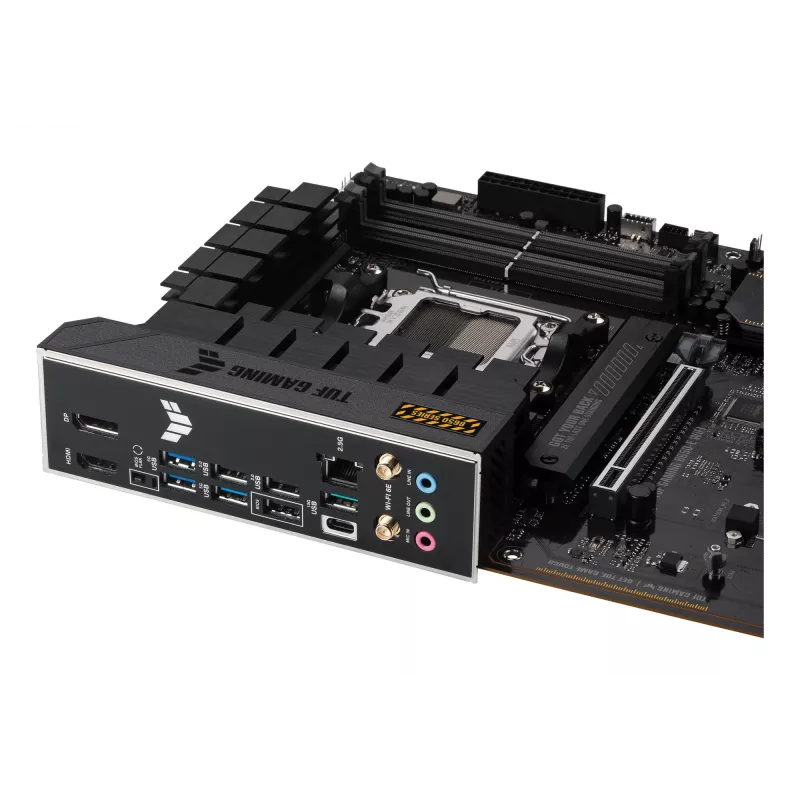 Motininė plokštė ASUS TUF GAMING B650-E WIFI ATX Socket AM5 DDR5 4x DIMM 192GB Wi‑Fi 6E Bluetooth 5.3 3x M.2 2.5Gb LAN