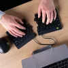 Ergonominė klaviatūra R-Go Split Break su pertraukų programine įranga, išskirta klaviatūra, QWERTY (JK), Bluetooth, juoda
