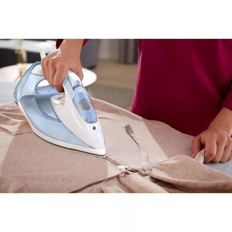 Lyginimo lygintuvas Philips 7000 serijos DST7011/20 — 2600 W, SteamGlide Plus padas, vertikalus garas