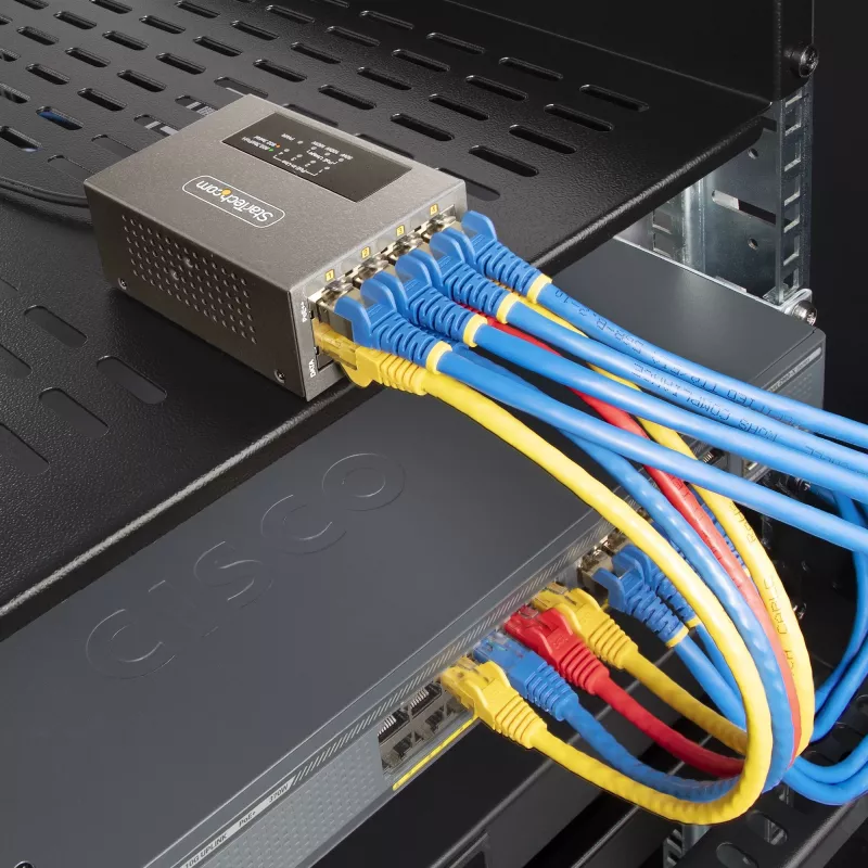 StarTech.com 4 prievadų kelių gigabitų PoE++ įpurškiklis, 5/2.5/1G Ethernet (NBASE-T), PoE/PoE+/PoE++ (802.3af/802.3at/802.3bt), 160 W galios biudžetas, montuojamas ant sienos/DIN bėgio, nevaldomas