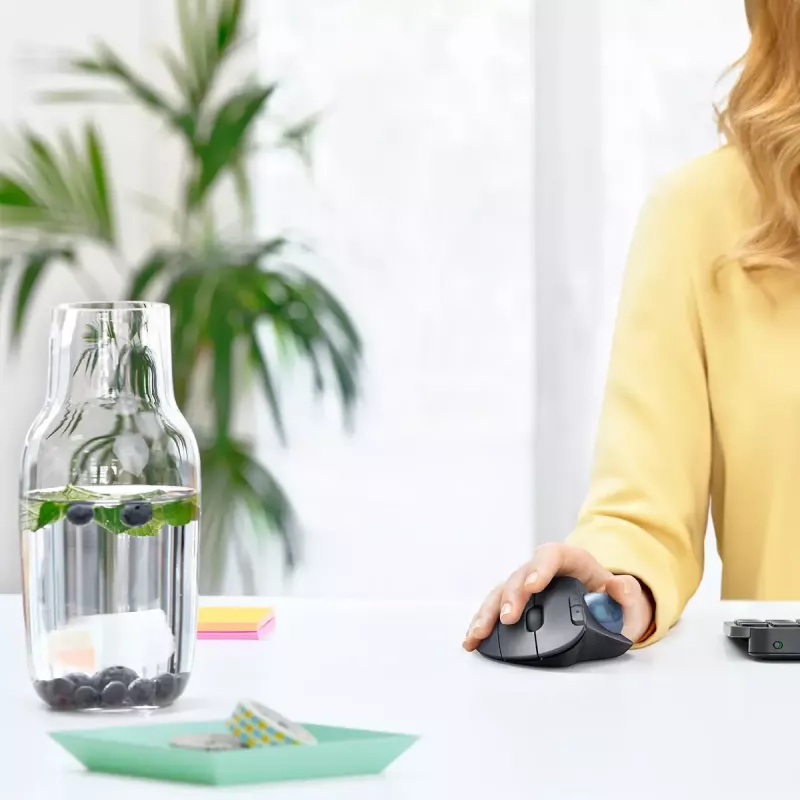 Pelė Logitech ERGO M575 Wireless Trackball RF Bluetooth