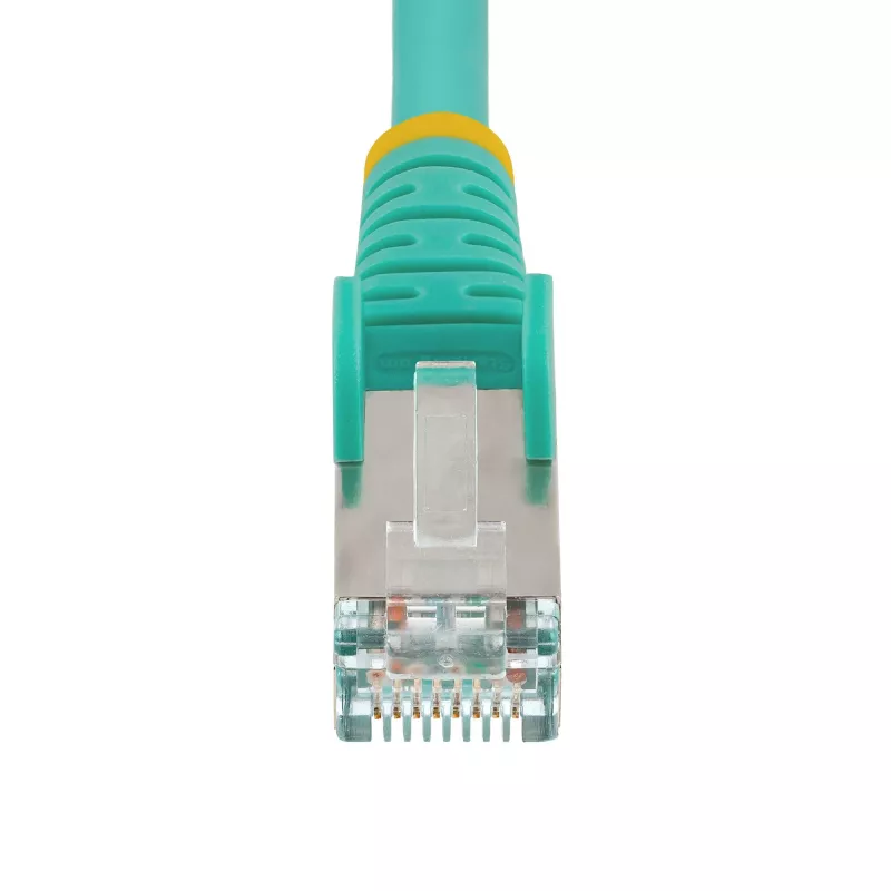 StarTech.com 50 cm CAT6a Ethernet kabelis - Aqua - Mažai dūmų, nulio halogeno (LSZH) - 10GbE 500MHz 100W PoE++ Su apsauga nuo užkabinimo RJ-45 su įtempimo mažinimo gaubtais S/FTP tinklo jungiamasis laidas