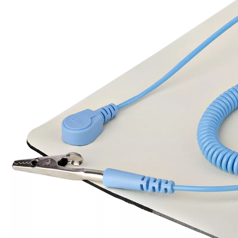 StarTech.com antistatinis kilimėlis, ESD kilimėlis elektronikos remontui, antistatinis stalo/darbo stalo kilimėlis su nuimamu įžeminimo laidu, ANSI/ESD S 4.1, lankstus termoplastinis darbo kilimėlis, 11x18 col. (30x46 cm)