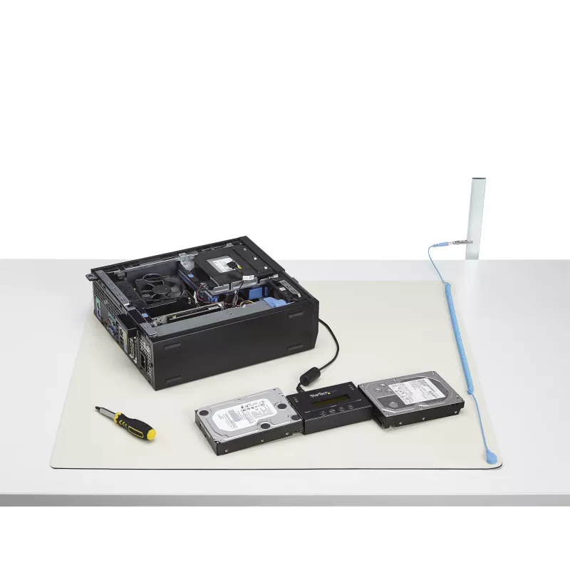StarTech.com antistatinis kilimėlis, ESD kilimėlis elektronikos remontui, antistatinis stalo/darbo stalo kilimėlis su nuimamu įžeminimo laidu, ANSI/ESD S 4.1, lankstus termoplastinis darbo kilimėlis, 11x18 col. (30x46 cm)