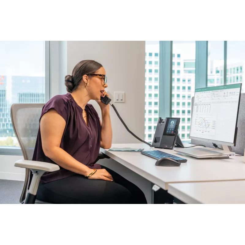 HP Poly CCX 500 verslo medijos telefonas su Open SIP ir PoE