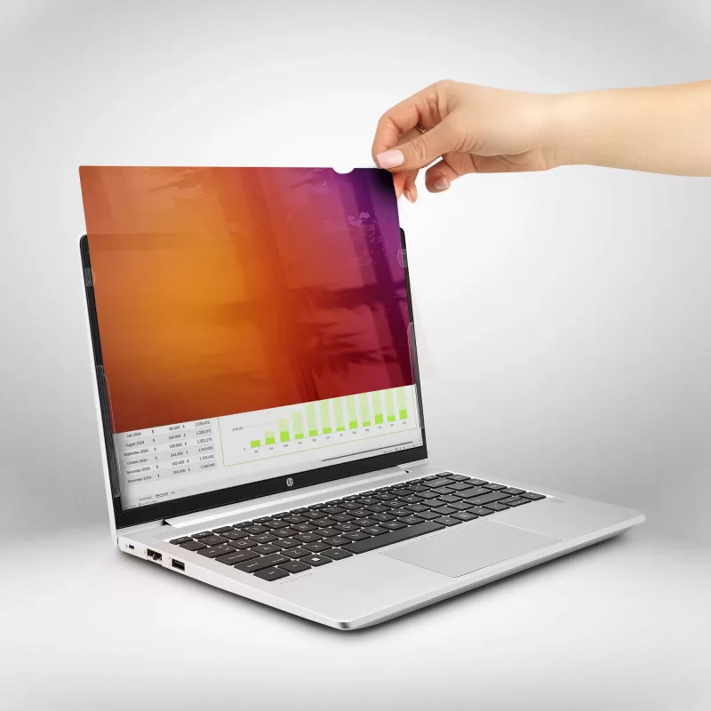 StarTech.com 15.6 colio 16:9 auksinis privatumo filtras nešiojamam kompiuteriui, reversinis su sustiprinta apsauga, nuimamas ekrano skydelis, +/- 30 laipsnių