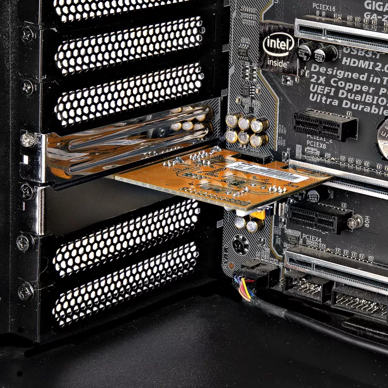 StarTech.com PCIe serijinė kortelė, PCIe į RS232 (DB9), 1 prievadas, 16C1050 UART, standartinis ir mažo profilio laikiklis