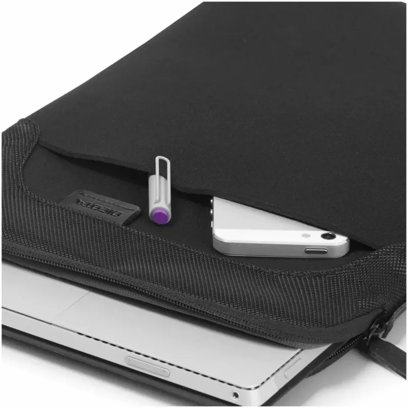 Dėklas nešiojamam kompiuteriui DICOTA Ultra Skin PRO 33,8 cm (13,3 colio)