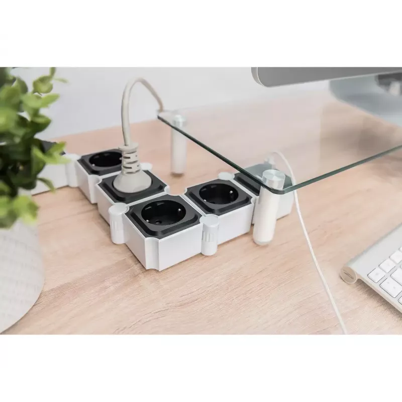 DIGITUS DA-70620 4-jų lizdų lankstus maitinimo blokas su 2 USB prievadais ir jungikliu