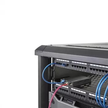 StarTech.com Gigabit Ethernet vario į šviesolaidį medijos keitiklis - SM LC - 10 km