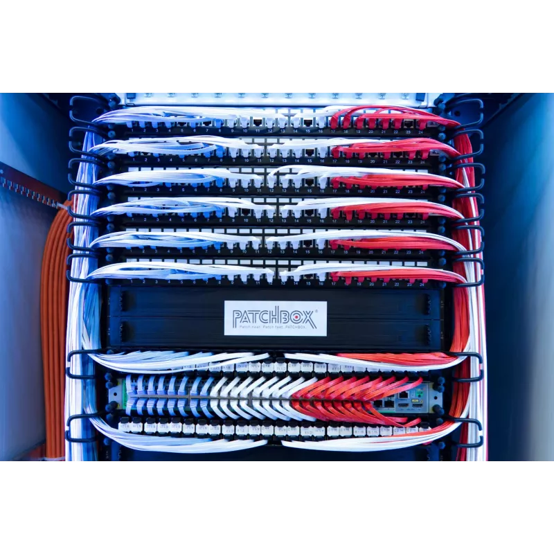 PATCHBOX PBCX8K kabelių laikiklis stovo kabeliams laikyti, juodas, 4 vnt.