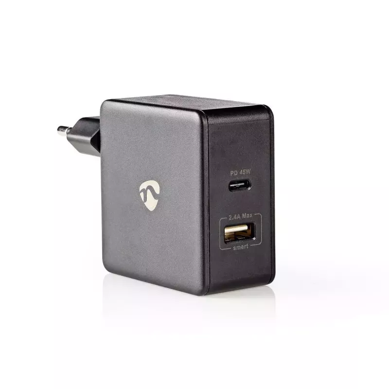 Nedis WCPD45W100BK Universalus Juodas USB-C sieninis įkroviklis 45 W