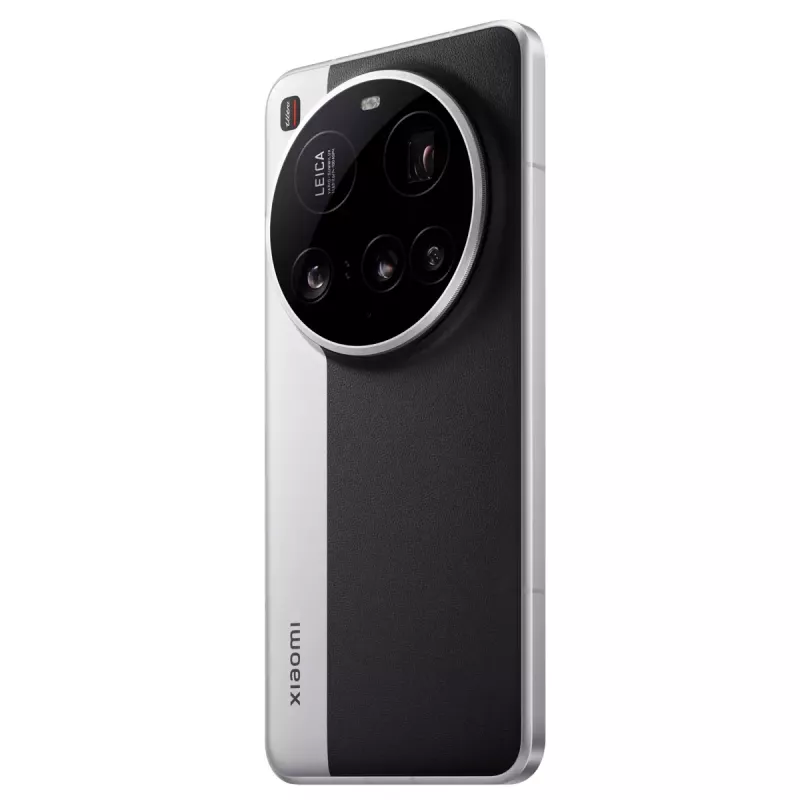 Išmanusis telefonas Xiaomi 15 Ultra 6,73 colio 16 GB 512 GB juodas sidabrinis