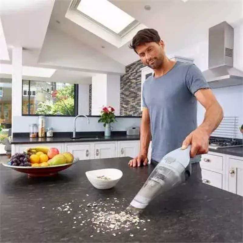 Nešiojamas dulkių siurblys Black & Decker NVC215W