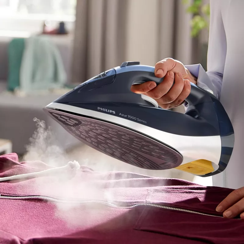 Sausasis ir garinis lygintuvas Philips DST7030/20 — 2800 W, 0,3 L talpa, 50 g/min nuolatinis garas, 250 g/min garo smūgis, SteamGlide Plus padas