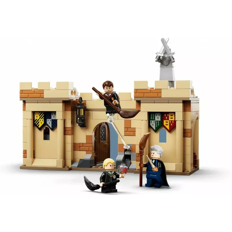 LEGO Harry Potter rinkinys Hogvartso pirmoji skraidymo pamoka 76395 su Harry ir Draco minifigūrėlėmis