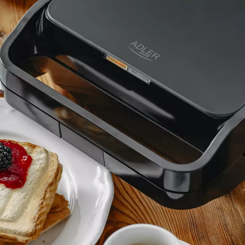 Sumuštinių keptuvė 2-in-1 Adler AD 3070b – 850 W, 2 plokštelės, juoda