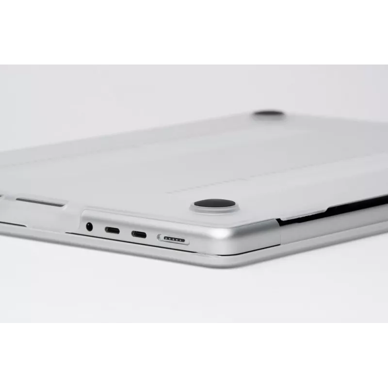 ZAGG apsauginis dėklas MacBook Air 13 colių (M3/M2) permatomas sidabrinis