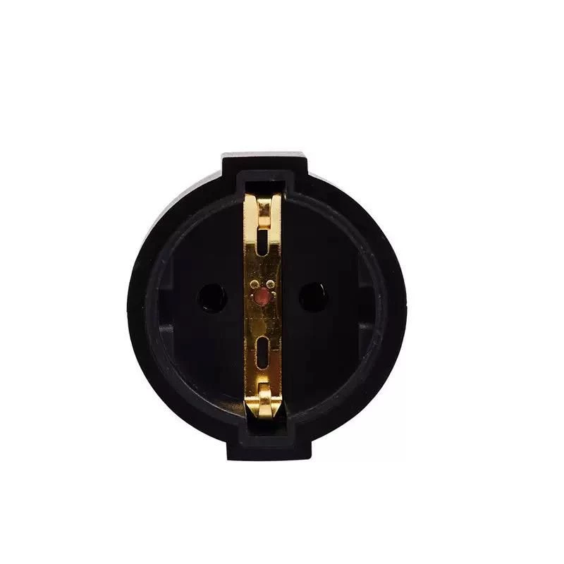 MicroConnect PETRAVEL3 kištukinis adapteris iš B tipo į F tipą, juodas