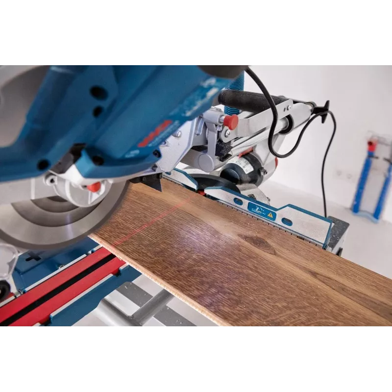 Bosch GCM 305-216 D PROFESSIONAL pjūklo staklės 4200 aps./min 1200 W